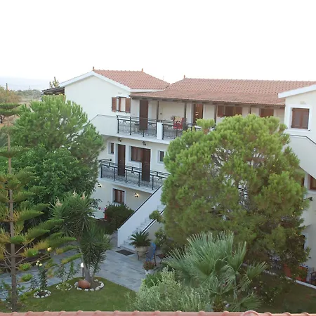 Barbara & Aparthotel Svoronata