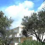Barbara & 2* Svoronata