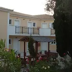 Barbara & 2* Svoronata