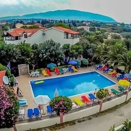 Barbara & Apartahotel Svoronata