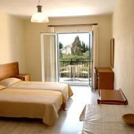 Barbara & 2* 斯沃伦塔