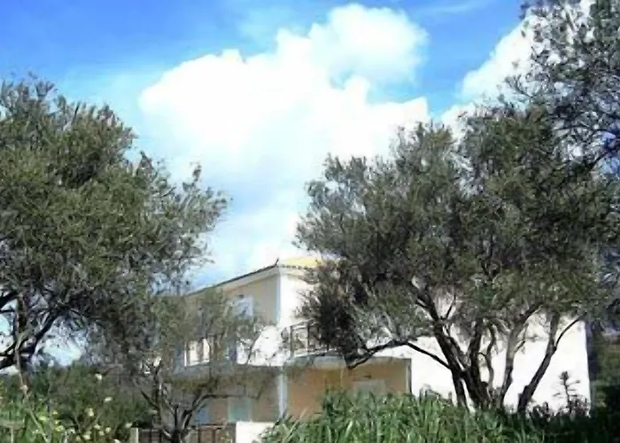 Barbara & 2* Svoronata